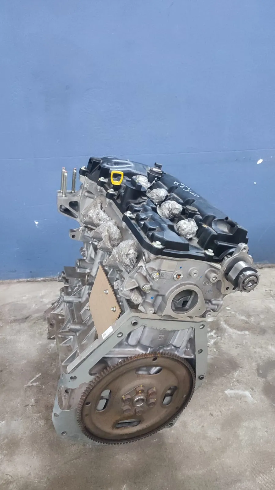 Двигатель Mazda 2.5 PY под электронный термостат