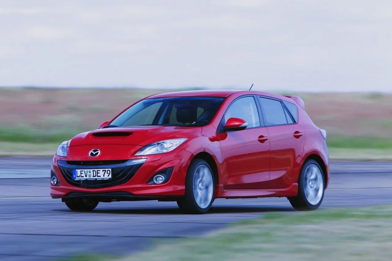 Новая Mazda 3 MPS будет доступна в России к осени