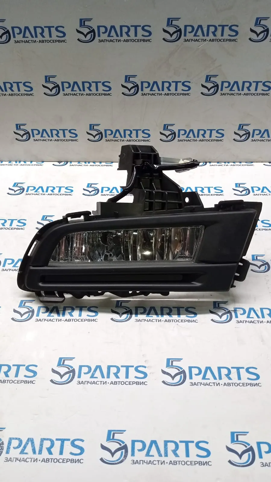 Фара противотуманная левая M3 (BK) SDN 2006-2009 SPORT